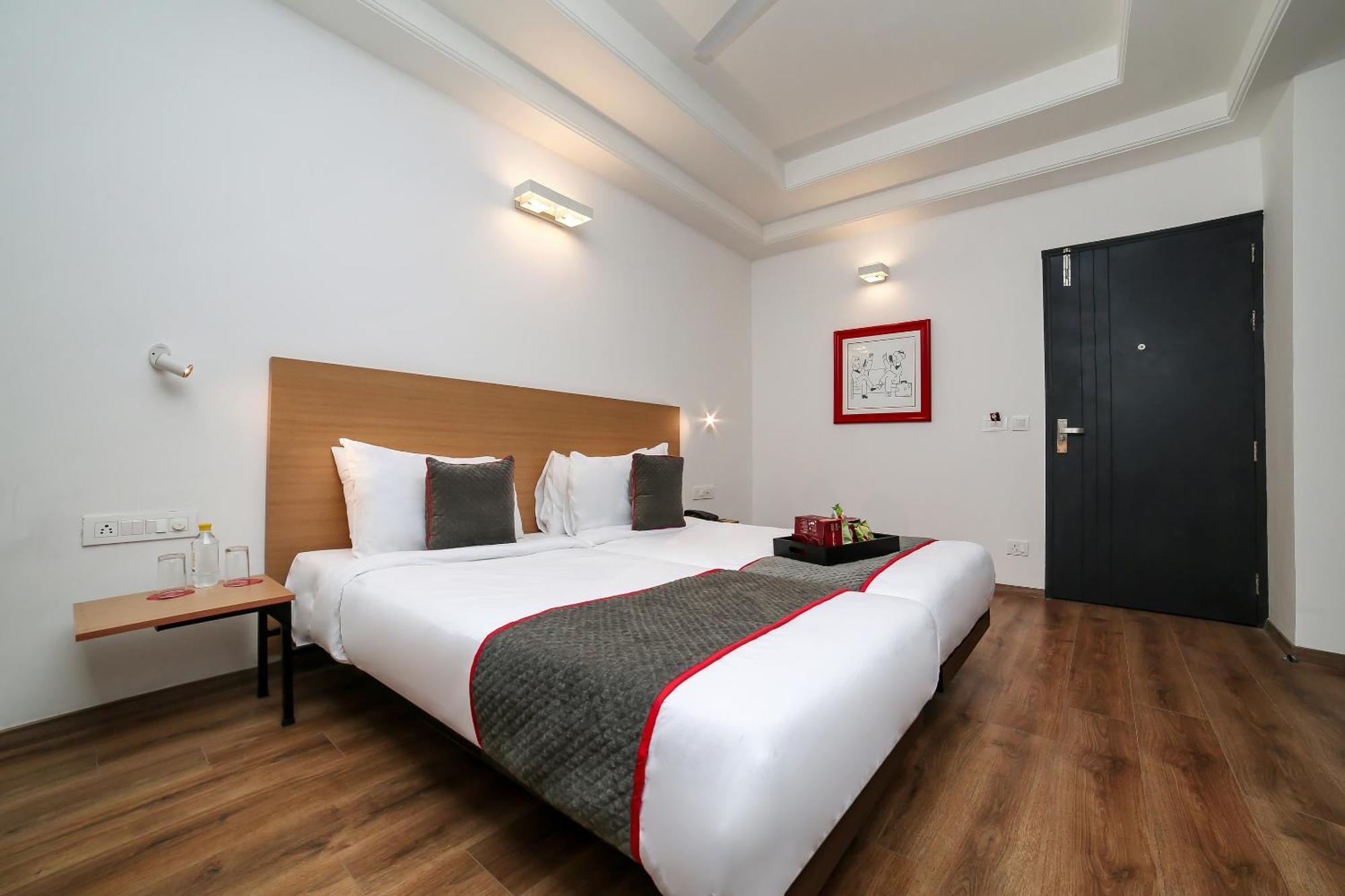 Collection O Townhouse 069 Hotell Gurgaon Eksteriør bilde